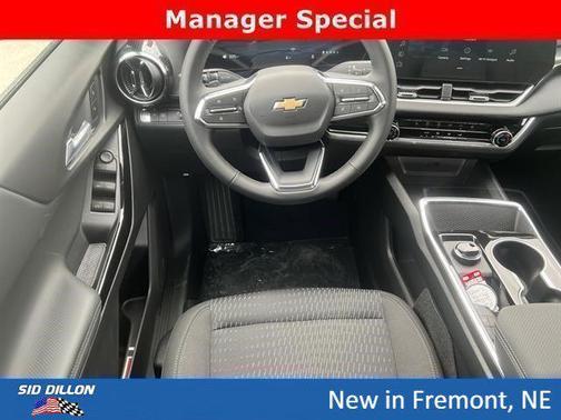 Sterling Gray Metallic 2026 Chevrolet Equinox 1LT