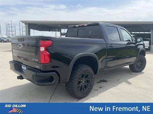 Black 2026 Chevrolet Silverado 1500 ZR2