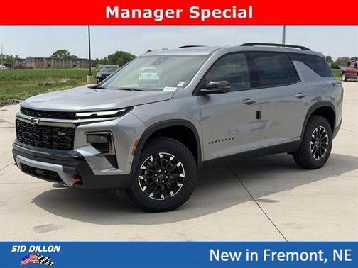 Sterling Gray Metallic 2026 Chevrolet Traverse AWD Z71
