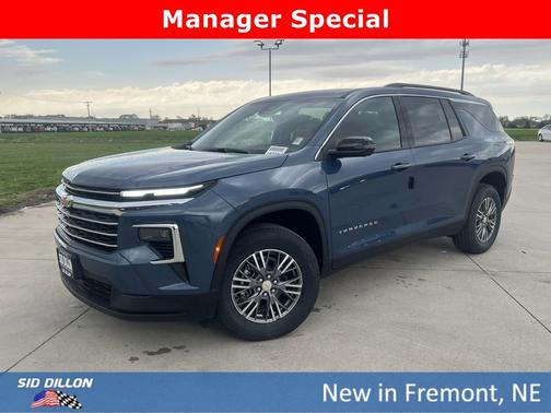 Lakeshore Blue Metallic 2026 Chevrolet Traverse LT