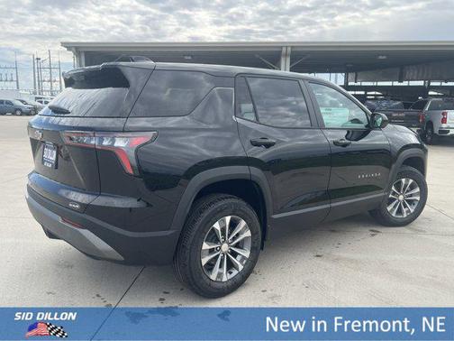 Mosaic Black Metallic 2026 Chevrolet Equinox 1LT