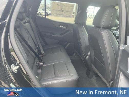 Mosaic Black Metallic 2026 Chevrolet Equinox 1LT