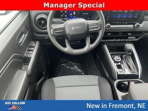 Summit White 2026 Chevrolet Colorado Trail Boss