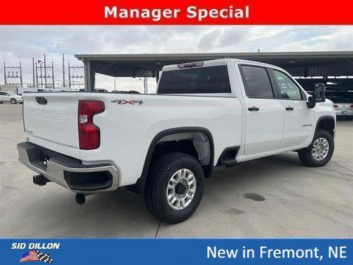 Summit White 2026 Chevrolet Silverado 2500 WT