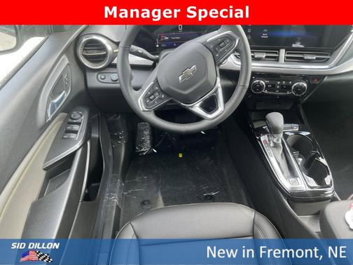 White Sands 2026 Chevrolet Trax FWD ACTIV
