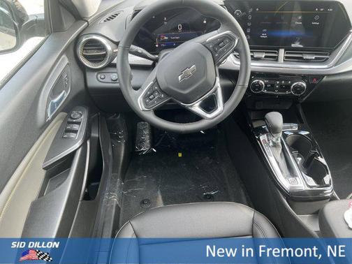 White Sands 2026 Chevrolet Trax FWD ACTIV