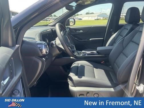 Mosaic Black Metallic 2026 Chevrolet Equinox 1LT