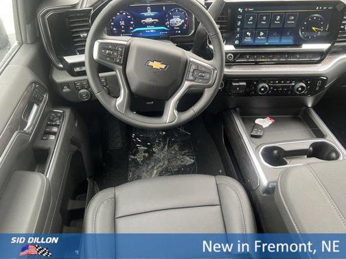 Summit White 2026 Chevrolet Silverado 2500 LTZ