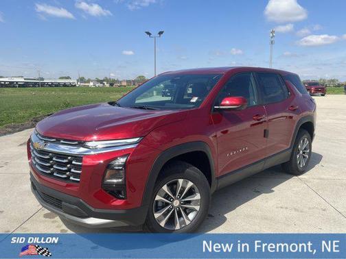 Radiant Red Tintcoat 2026 Chevrolet Equinox 1LT