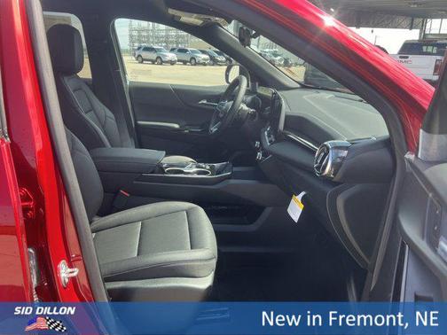 Radiant Red Tintcoat 2026 Chevrolet Equinox 1LT