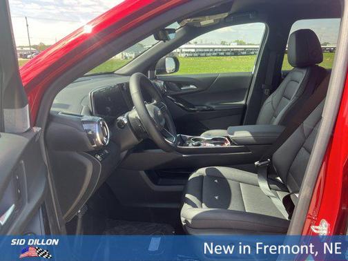 Radiant Red Tintcoat 2026 Chevrolet Equinox 1LT