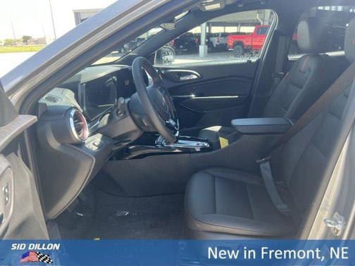 Sterling Gray Metallic 2026 Chevrolet Trax FWD 2RS