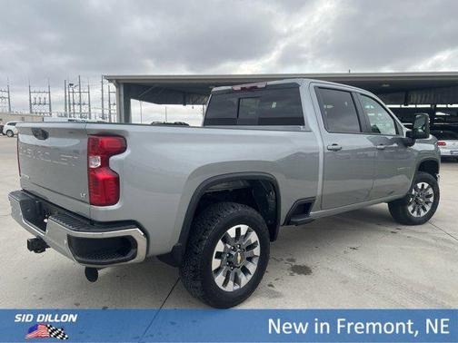 Sterling Gray Metallic 2026 Chevrolet Silverado 2500 LT