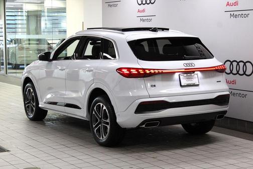 2025 Audi Q5 2.0T quattro Premium