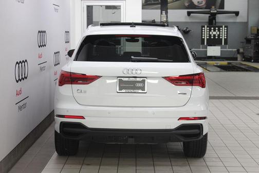 2023 Audi Q3 45 S line Premium