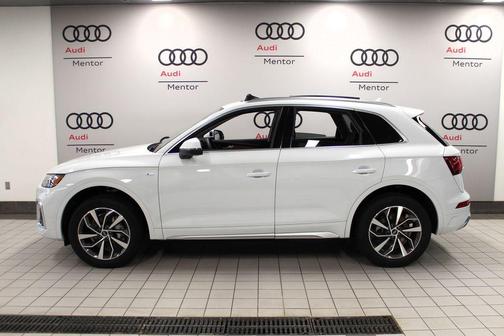 2023 Audi Q5 45 S line quattro Premium