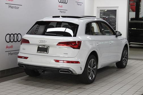 2025 Audi Q5 45 S line quattro Premium