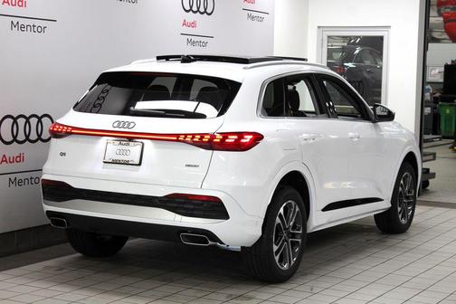 2025 Audi Q5 2.0T quattro Premium