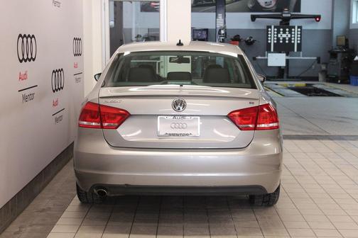 2012 Volkswagen Passat 2.5 SE
