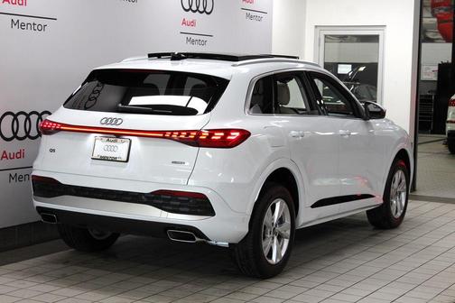 2025 Audi Q5 2.0T quattro Premium