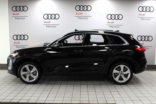 2025 Audi Q5 2.0T quattro Premium