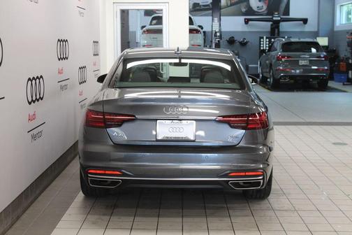 Daytona Gray Pearl Effect 2020 Audi A4 40 Prestige
