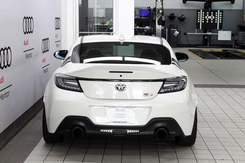 2023 Toyota GR86 Premium