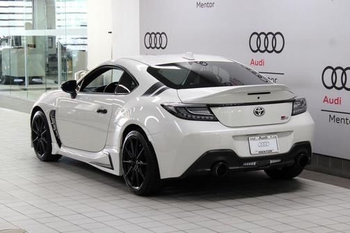 2023 Toyota GR86 Premium