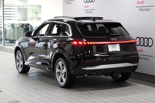 2025 Audi Q5 2.0T quattro Premium