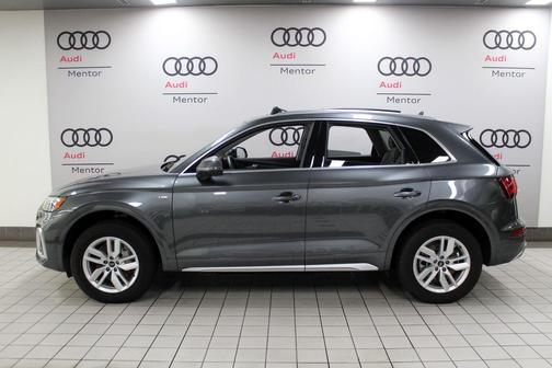 2024 Audi Q5 45 S line quattro Premium