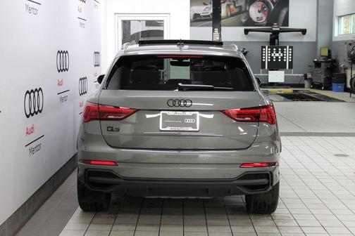 2025 Audi Q3 45 S line Premium