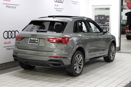 2025 Audi Q3 45 S line Premium