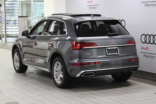 2024 Audi Q5 45 S line quattro Premium