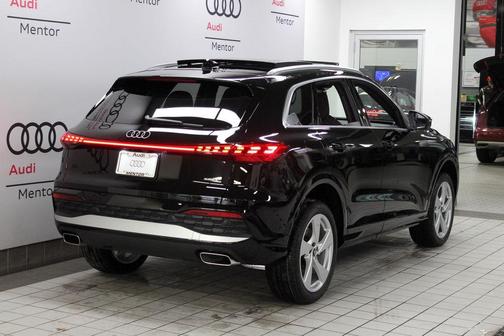 2025 Audi Q5 2.0T quattro Premium
