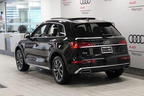 2023 Audi Q5 45 S line quattro Premium