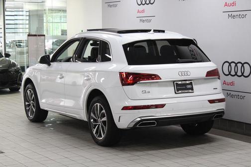 2022 Audi Q5 45 S line quattro Premium