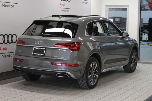2024 Audi Q5 45 S line quattro Premium