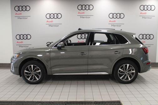 2024 Audi Q5 45 S line quattro Premium