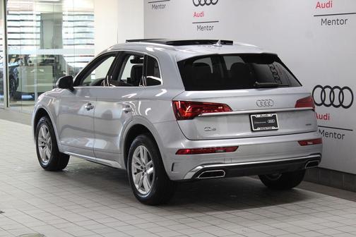 2023 Audi Q5 45 S line quattro Premium
