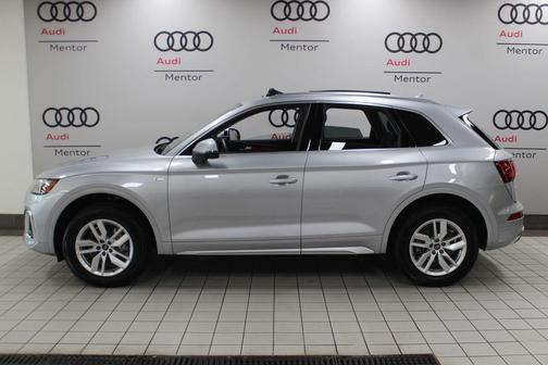 2023 Audi Q5 45 S line quattro Premium