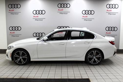 2019 BMW 330 i xDrive