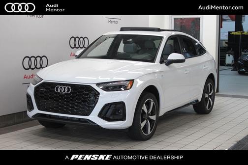 Glacier White Metallic 2023 Audi Q5 45 S line Prestige