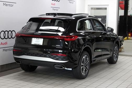 2025 Audi Q5 2.0T quattro Premium