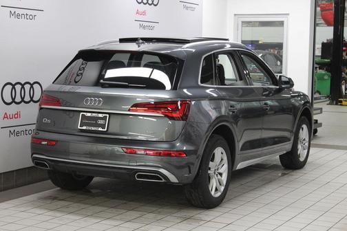 2023 Audi Q5 45 S line quattro Premium
