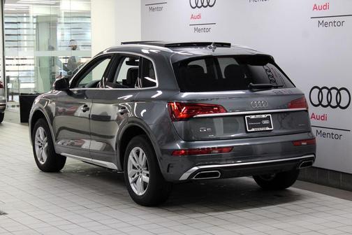 2023 Audi Q5 45 S line quattro Premium