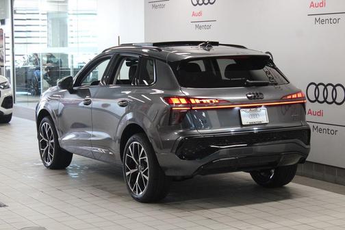 2026 Audi Q3 S line