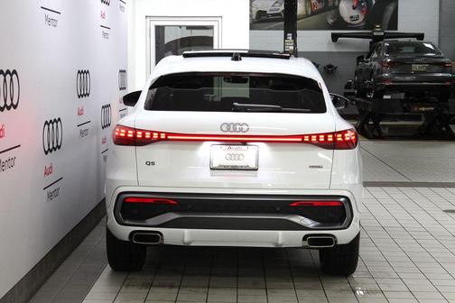2025 Audi Q5 2.0T Premium