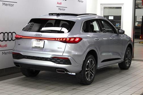 2025 Audi Q5 2.0T quattro Premium