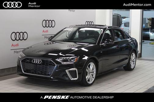Mythos Black Metallic 2023 Audi A4 45 S line quattro Premium