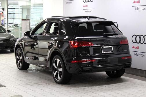 2024 Audi Q5 45 S line quattro Premium